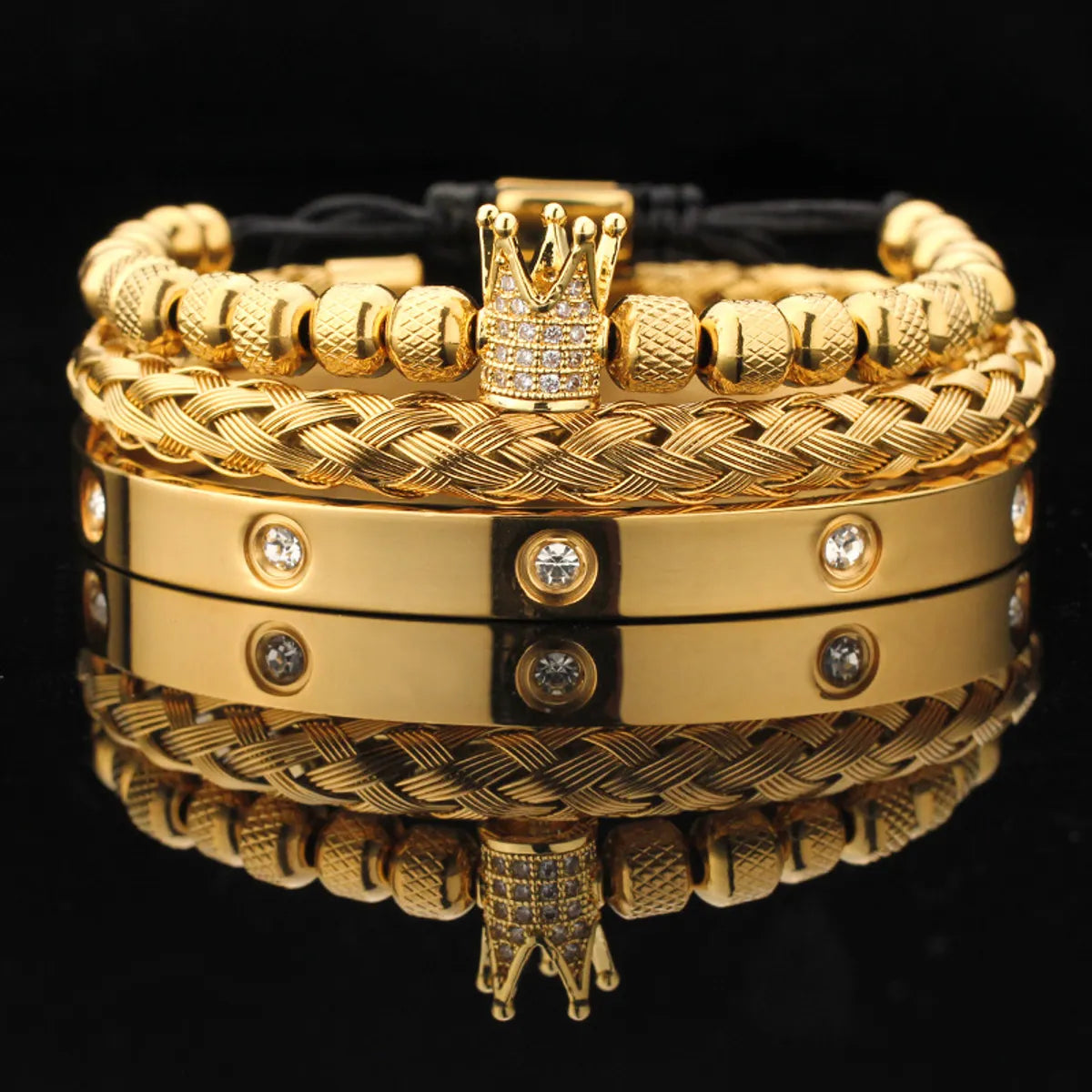 Gold Crown with White Zirconium with Card Bracelet