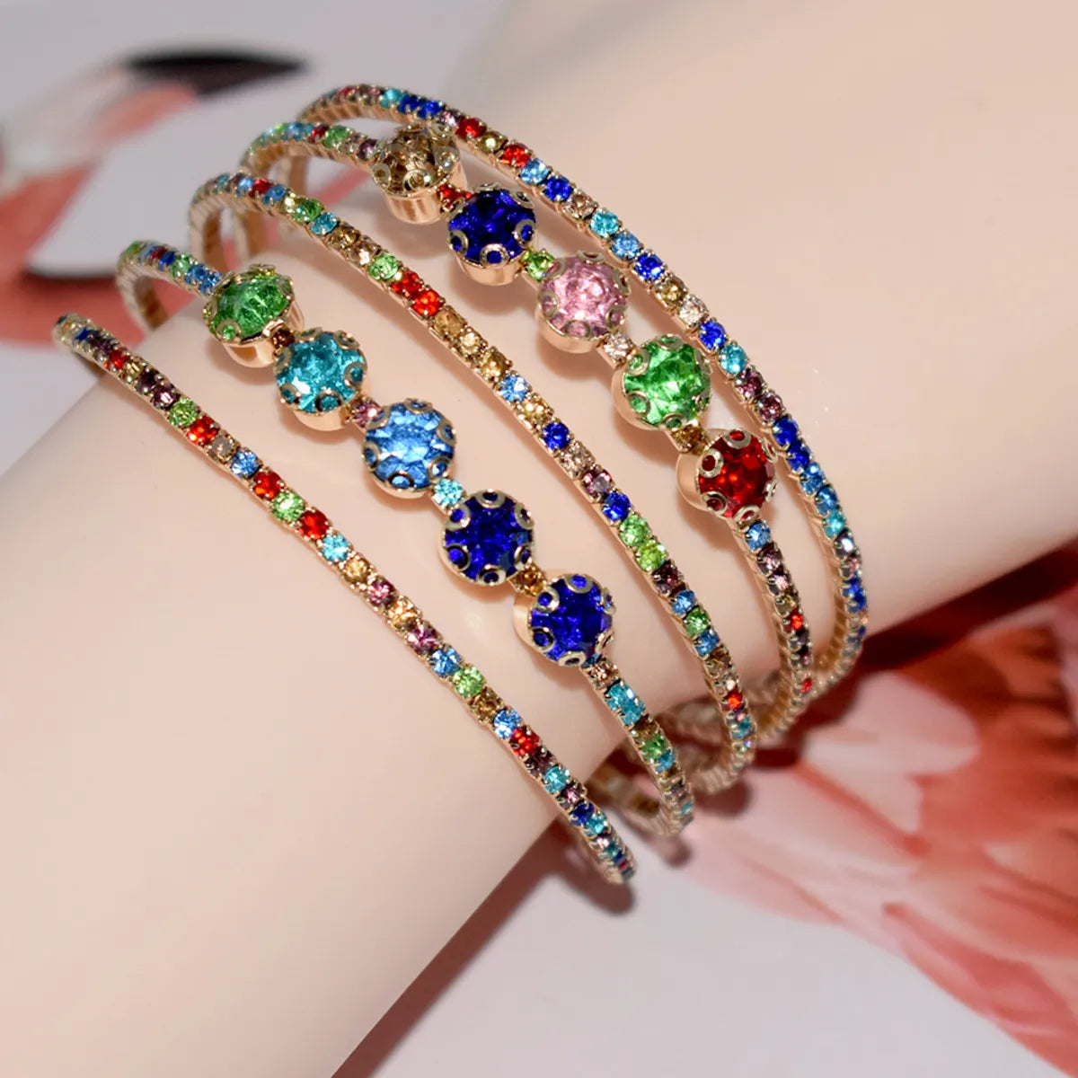 fashion bangles for women-Luxurious Geometric Alloy Plating Inlay Rhinestones Women's Bangle 1 Piece