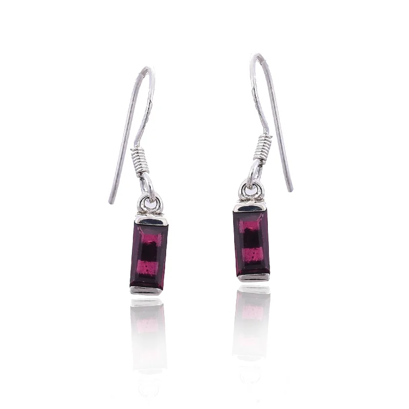 chandelier earrings for women-Silver Mountain 925 Silver Garnet Earring