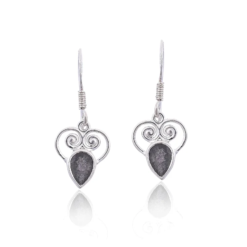 long chandelier earrings for women-Silver Mountain Sterling Silver Labradorite Earring