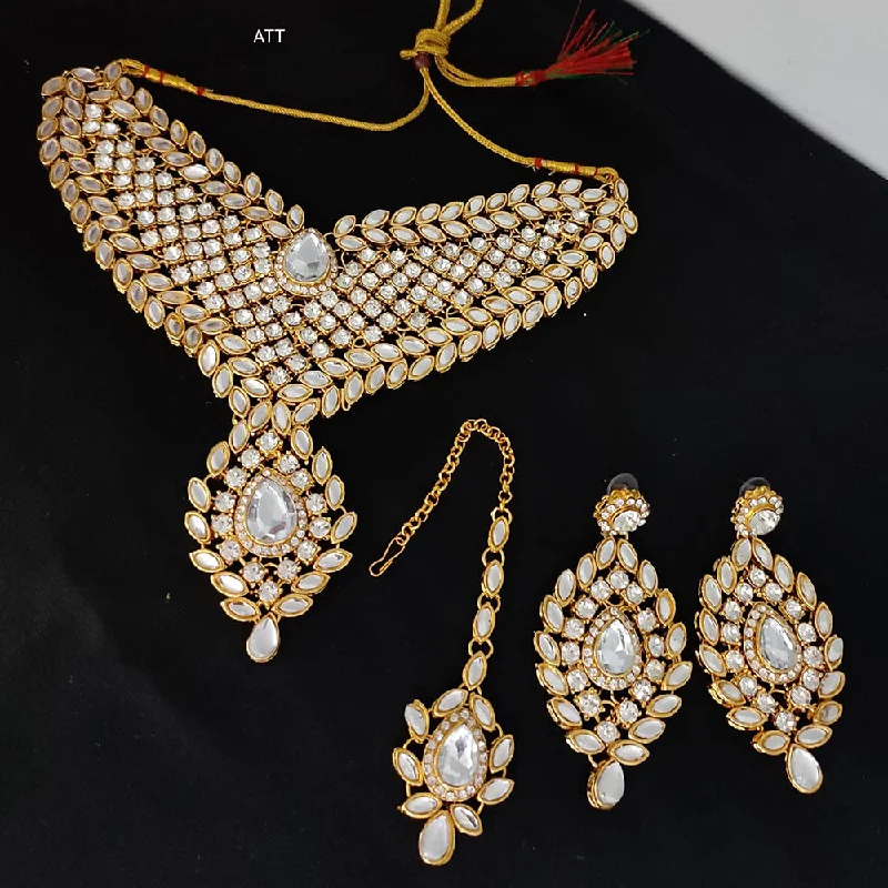 vintage pearl necklaces for women-Lucentarts Jewellery Gold Plated Necklace Set