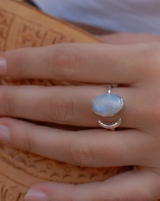 silver rings for women-Moonstone Ring ~ Sterling Silver 925 ~MR003