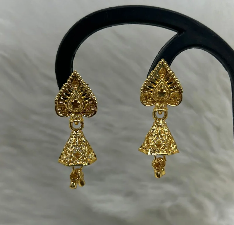 layered earrings for women-Infinity Jewels Gold Plated Jhumki Earrings