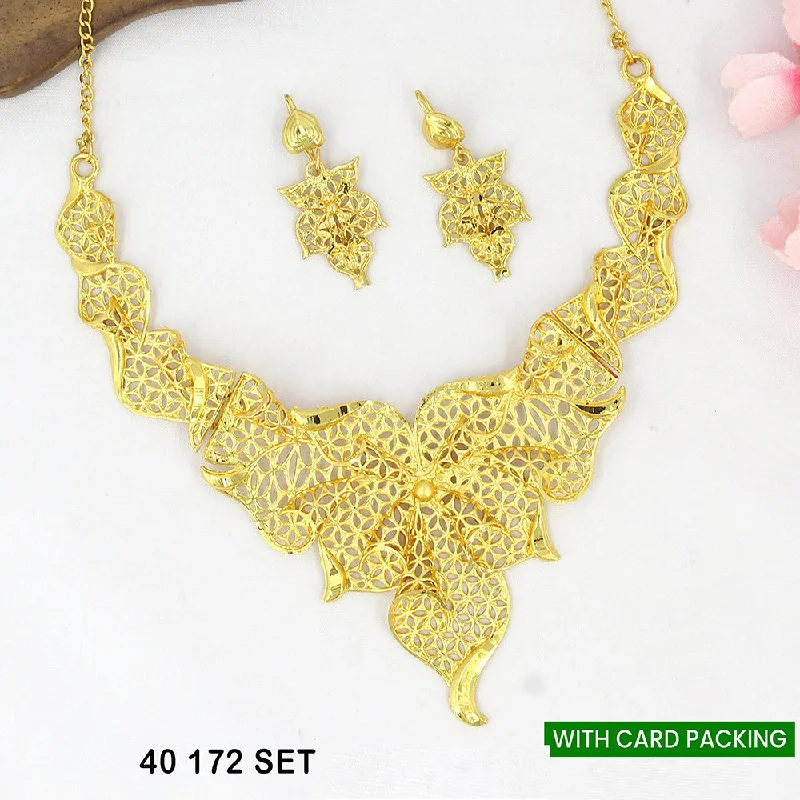 heart necklaces for women-Mahavir Gold Plated Necklace Set