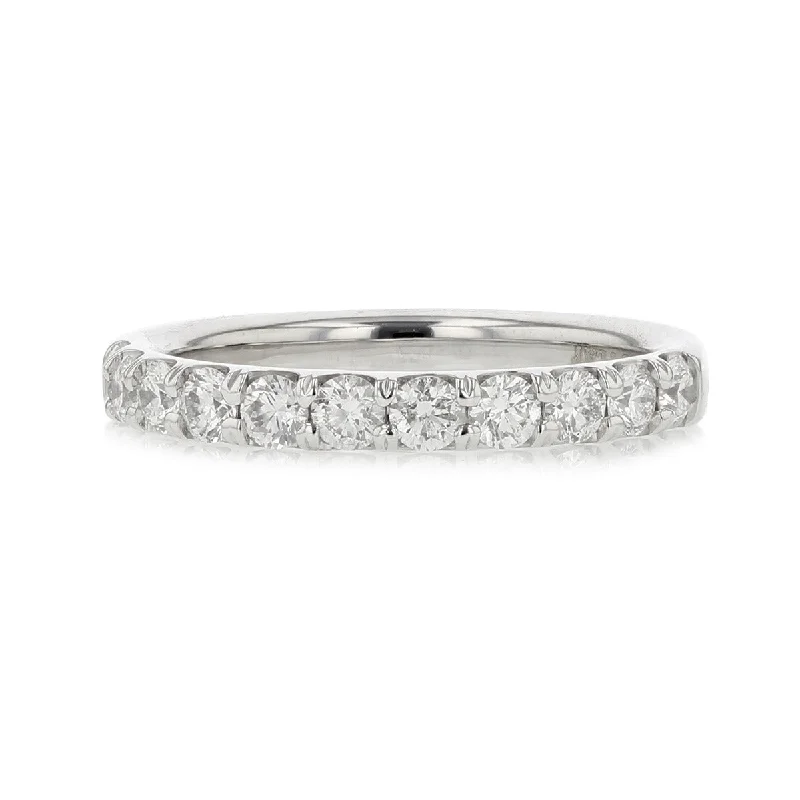 traditional engagement rings for women-Platinum Round Brilliant Diamond Wedding Band