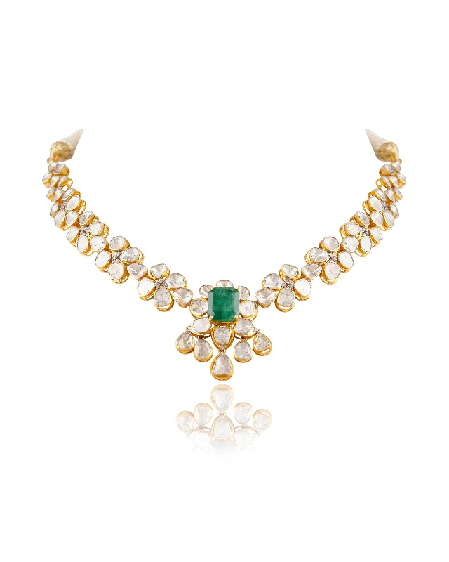 dainty necklaces for women-Dakshina Polki And Diamond Necklace