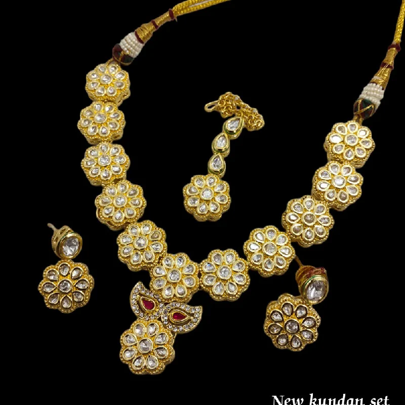 opal necklaces for women-Lucentarts Jewellery Gold Plated Kundan  Necklace Set