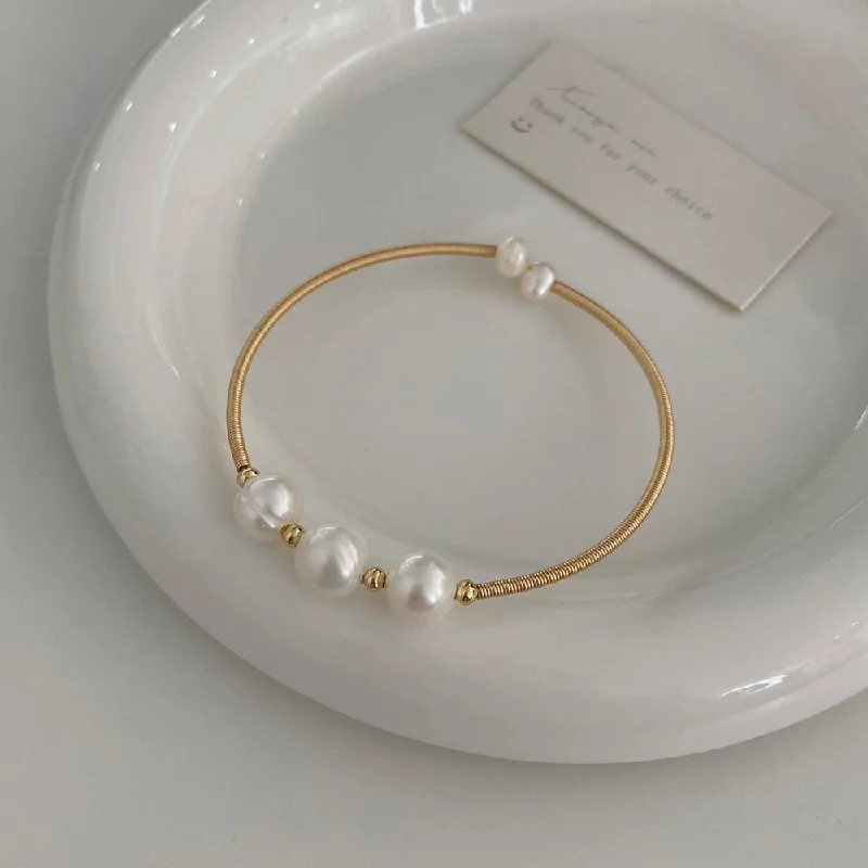 Gold White Big Freshwater Pearl Bracelet