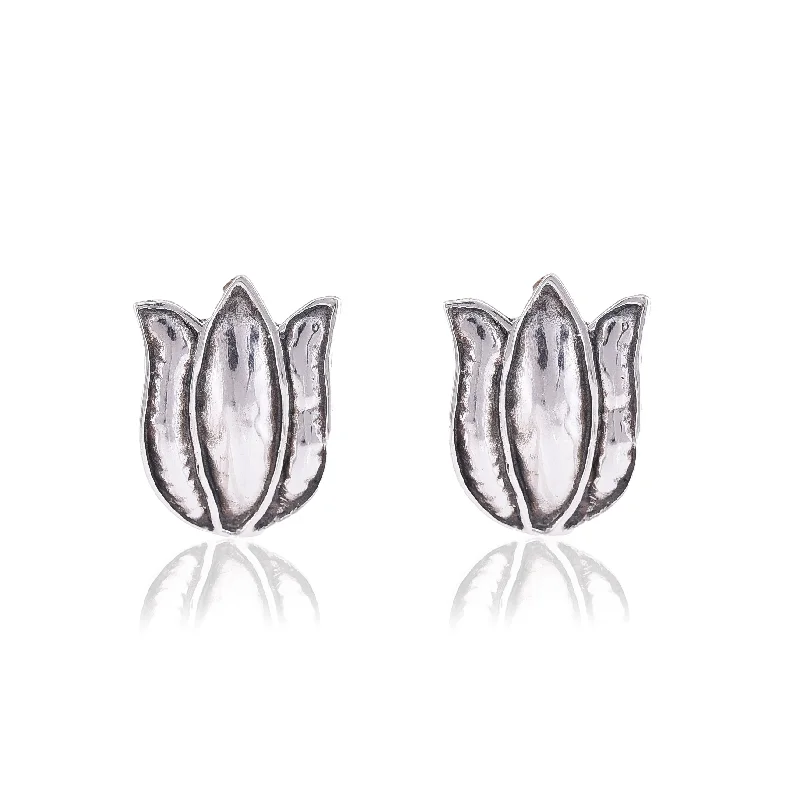 gold earrings for women-Silver Mountain Sterling Silver Lotus flower Stud earring