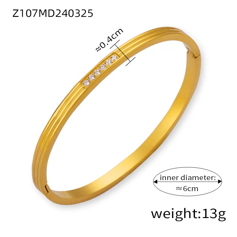 Z107-Gold Bracelet