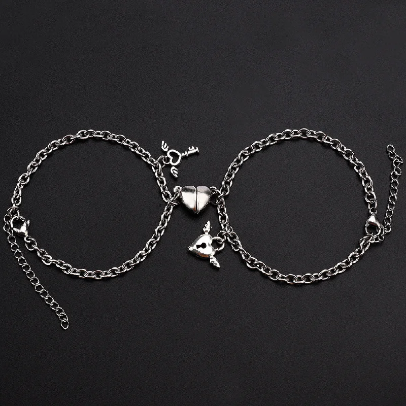 O-Shaped Bracelet